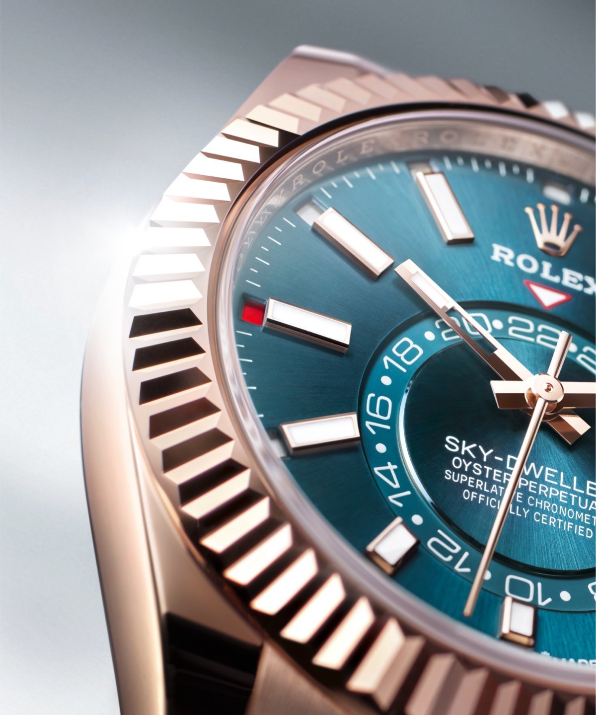 Rolex Sky-Dweller Armbanduhren bei Juwelier Krebber in Mönchengladbach - Ring-Command-System