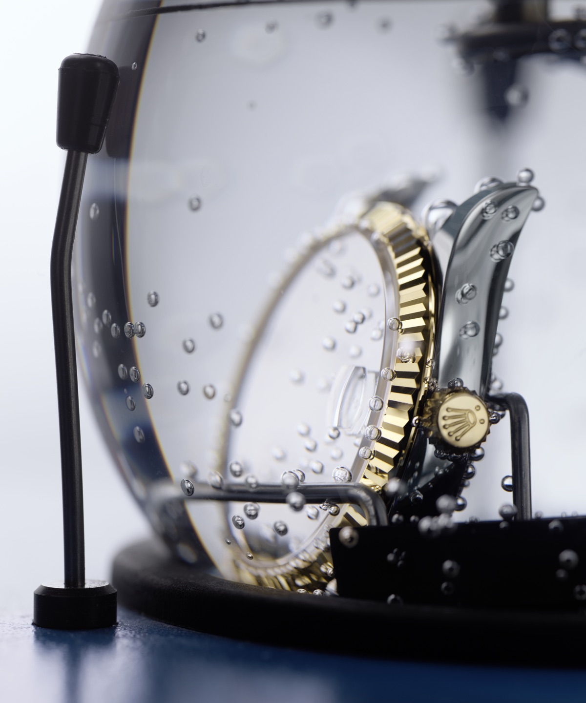 Rolex Wartungsverfahren bei Juwelier Krebber Mönchengladbach Service Center, Reinigung