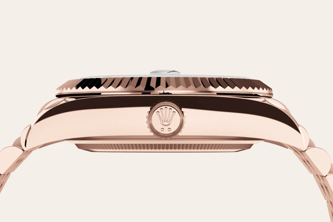 Rolex Sky-Dweller M336935-0008 bei Juwelier Krebber in Mönchengladbach