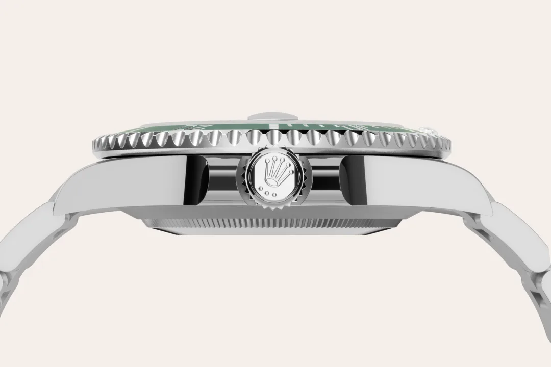 Rolex Submariner M126610LV-0002 bei Juwelier Krebber in Mönchengladbach